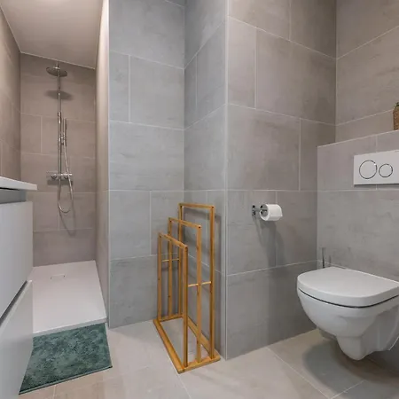 Spacious With 3bedrooms Close To The Sea Appartement *