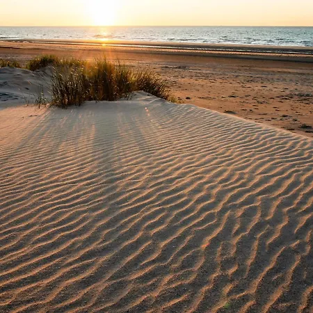 Spacious With 3bedrooms Close To The Sea Appartement Middelkerke
